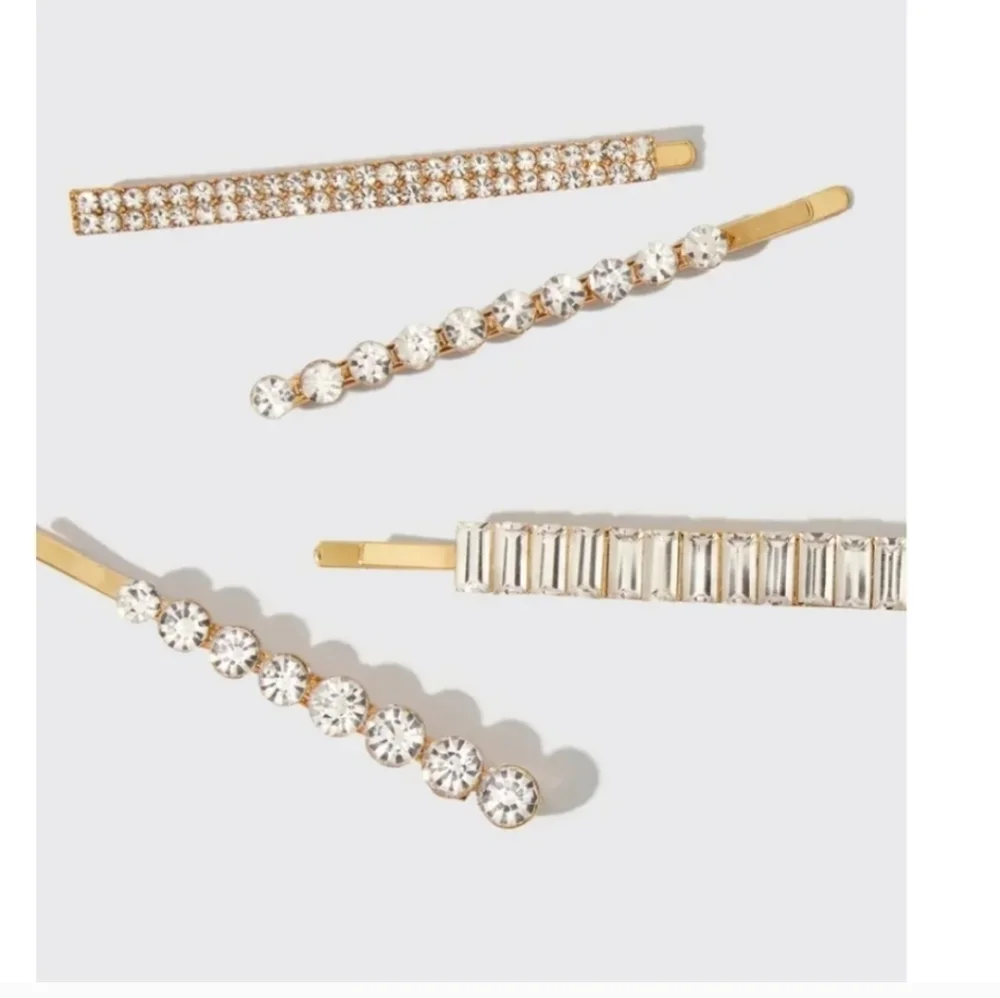 NEW /KIT-SCH/ Rhinestone Bobby Pins Set of 4 Gold Christmas Stocking Stuffer